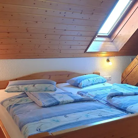 Fuebueueni Apartament *